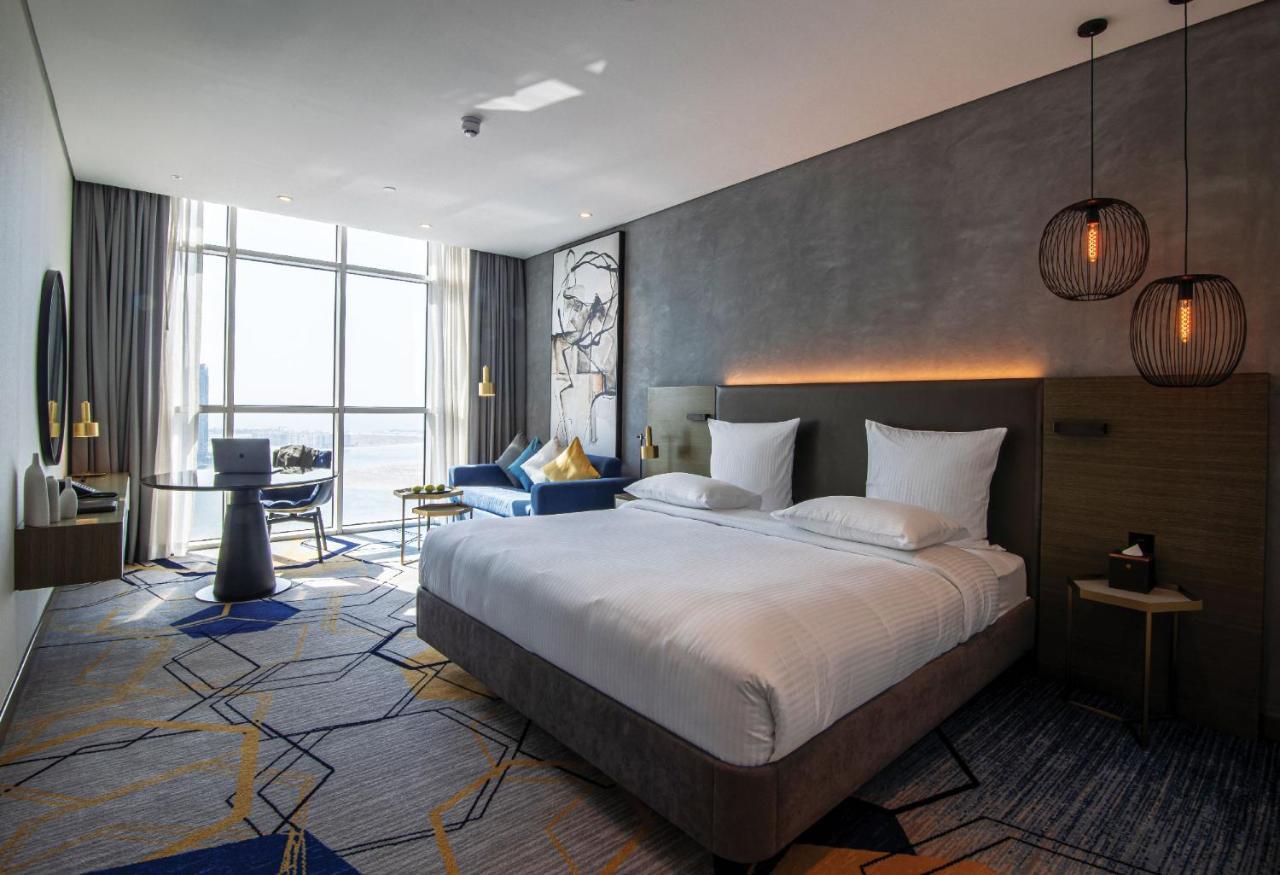 Pullman 5* Sharjah